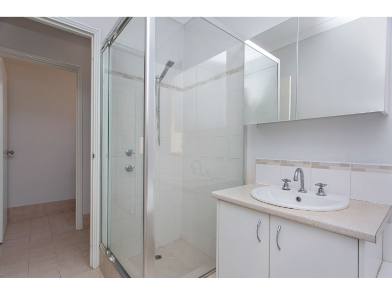 B/5 Pando Cres., Landsdale WA 6065