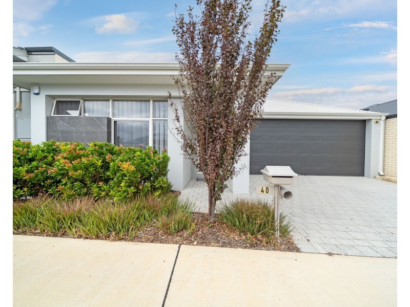 40 Trentham Rd., Landsdale WA 6065