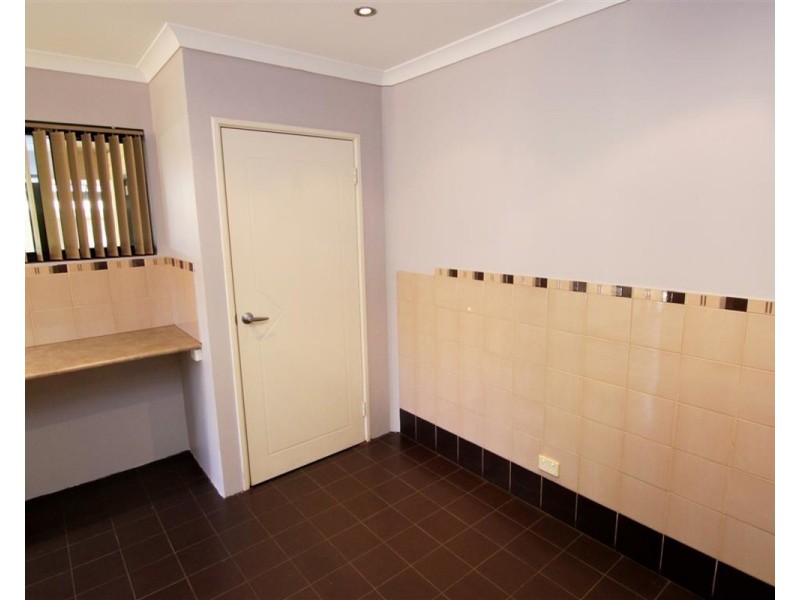 4 Hillsdale Rise, Darch WA 6065