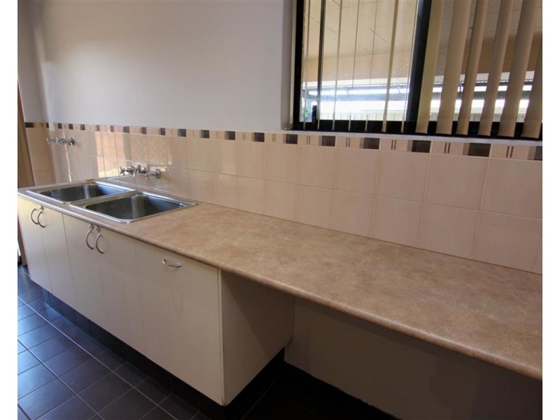 4 Hillsdale Rise, Darch WA 6065