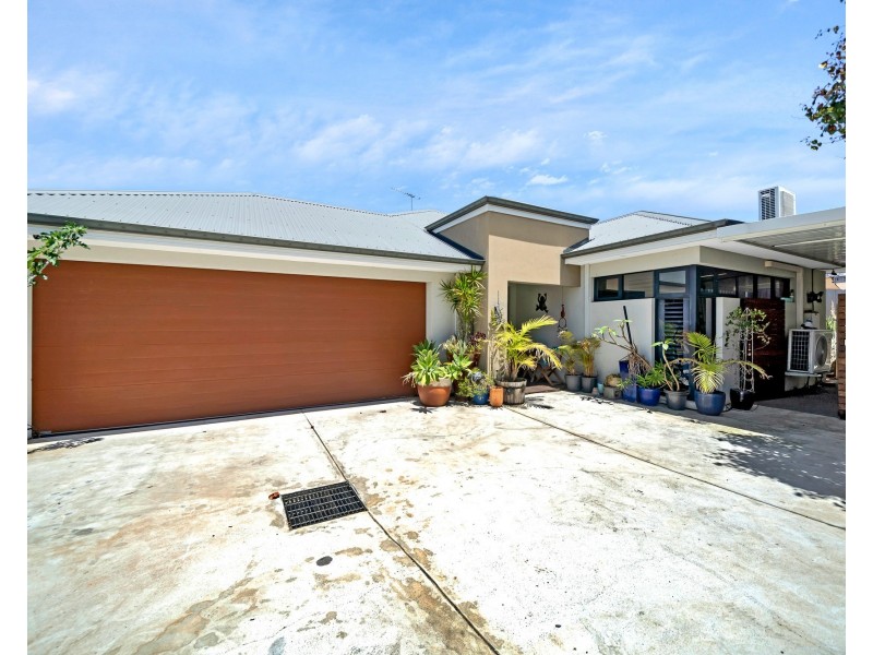 A/18 Abercorn Road, Forrestfield WA 6058