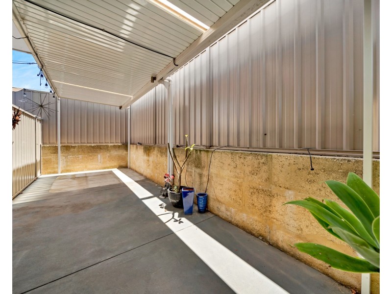 A/18 Abercorn Road, Forrestfield WA 6058