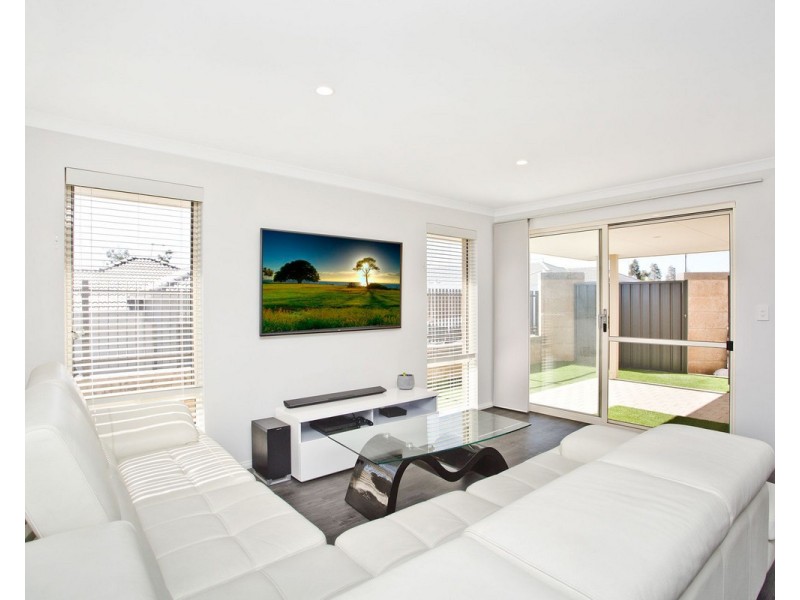 26 Cosmic Rise, Landsdale WA 6065