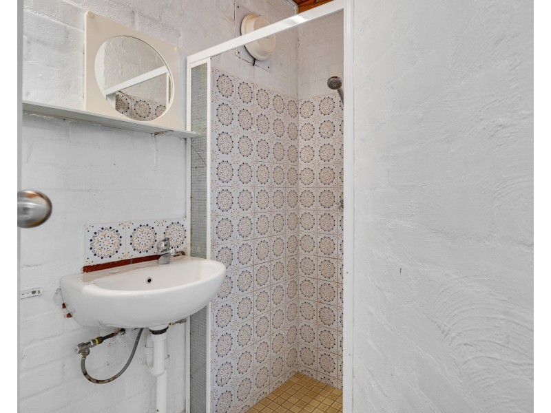 8/24 Thoroughgood Street, Burswood WA 6100