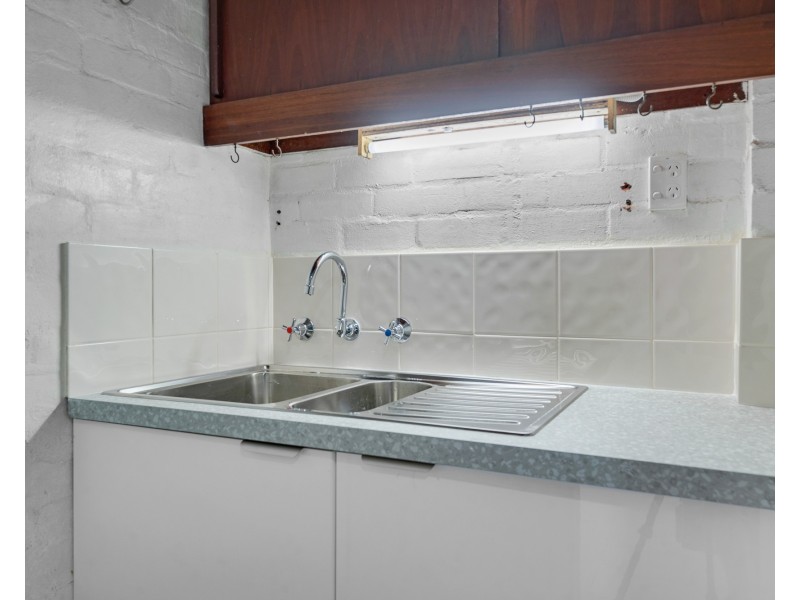 8/24 Thoroughgood Street, Burswood WA 6100