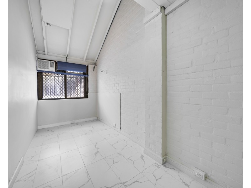 8/24 Thoroughgood Street, Burswood WA 6100