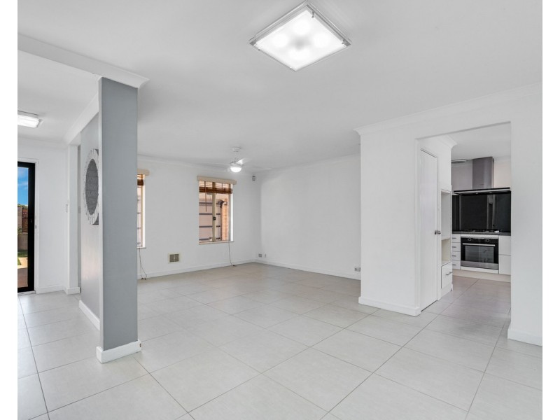 26 Fairpark Retreat, Landsdale WA 6065