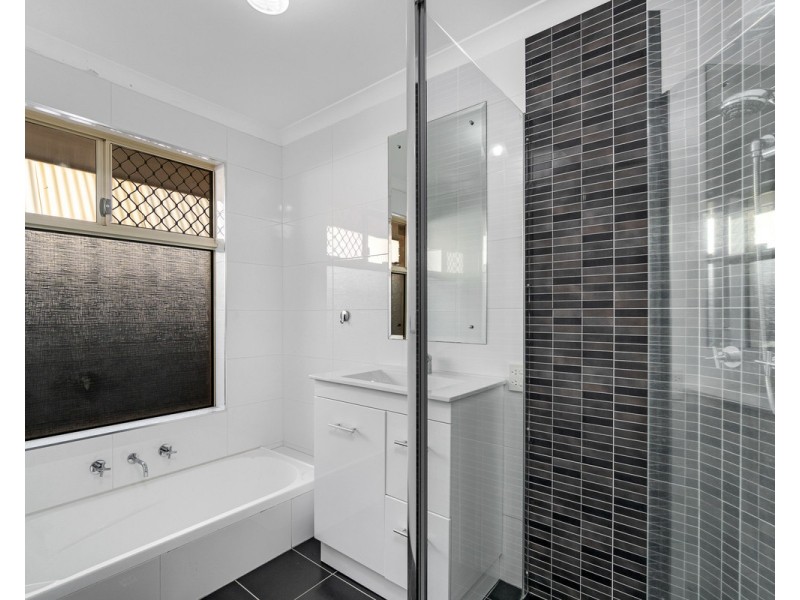 26 Fairpark Retreat, Landsdale WA 6065