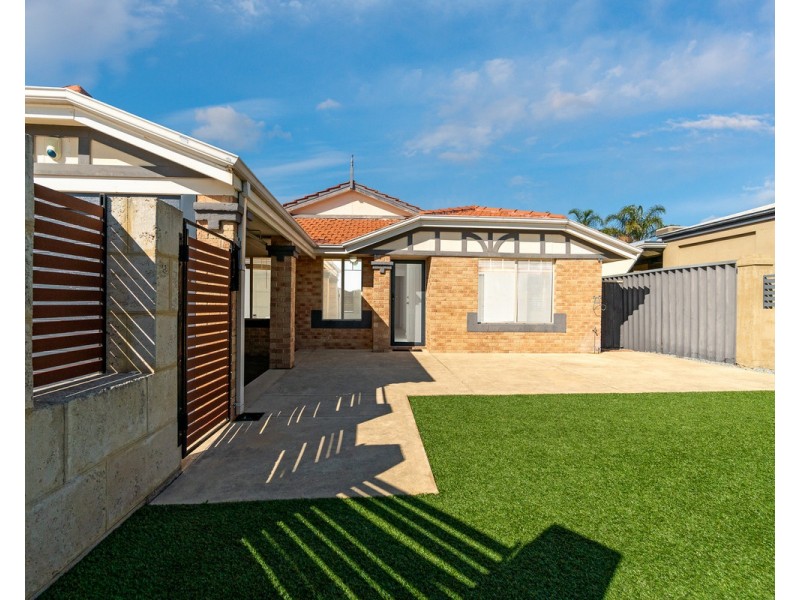 26 Fairpark Retreat, Landsdale WA 6065