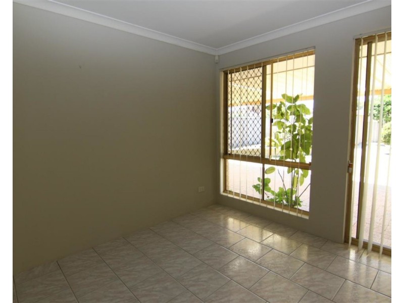 56 Jefferson Drive, Marangaroo WA 6064