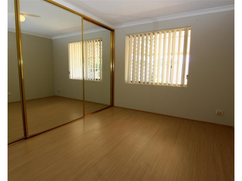 56 Jefferson Drive, Marangaroo WA 6064