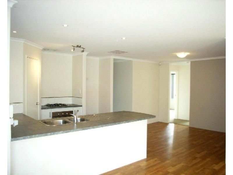 42 Kilchurn Promenade, Darch WA 6065