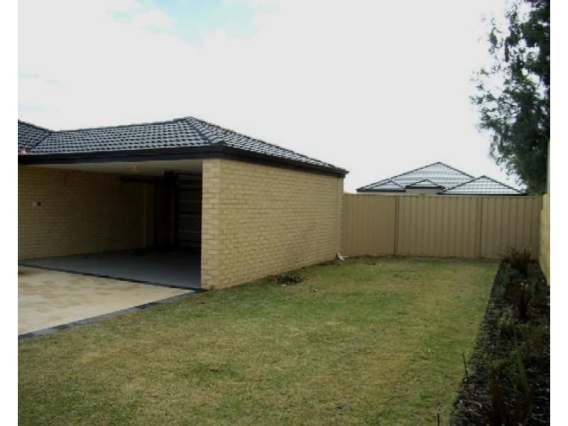 42 Kilchurn Promenade, Darch WA 6065