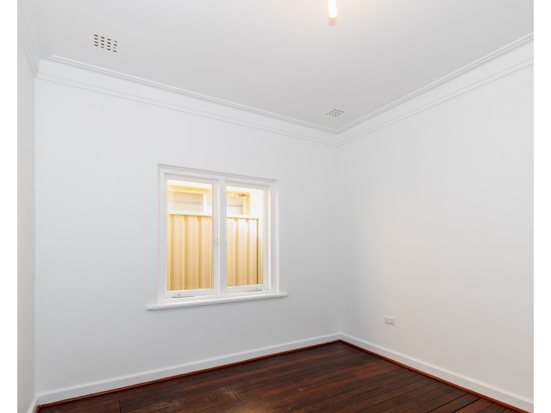 26 Lapage, Belmont WA 6104