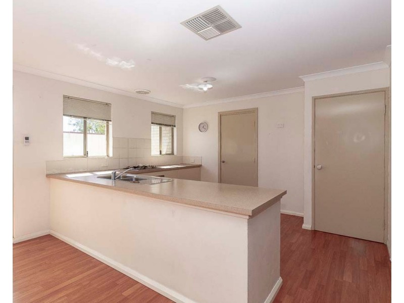 286 Kingsway, Darch WA 6065