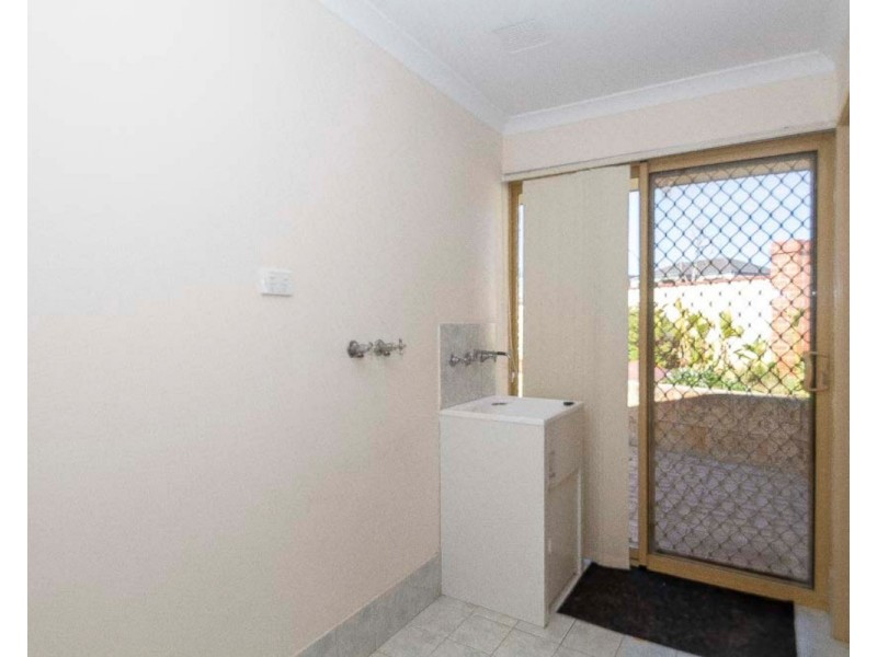 286 Kingsway, Darch WA 6065