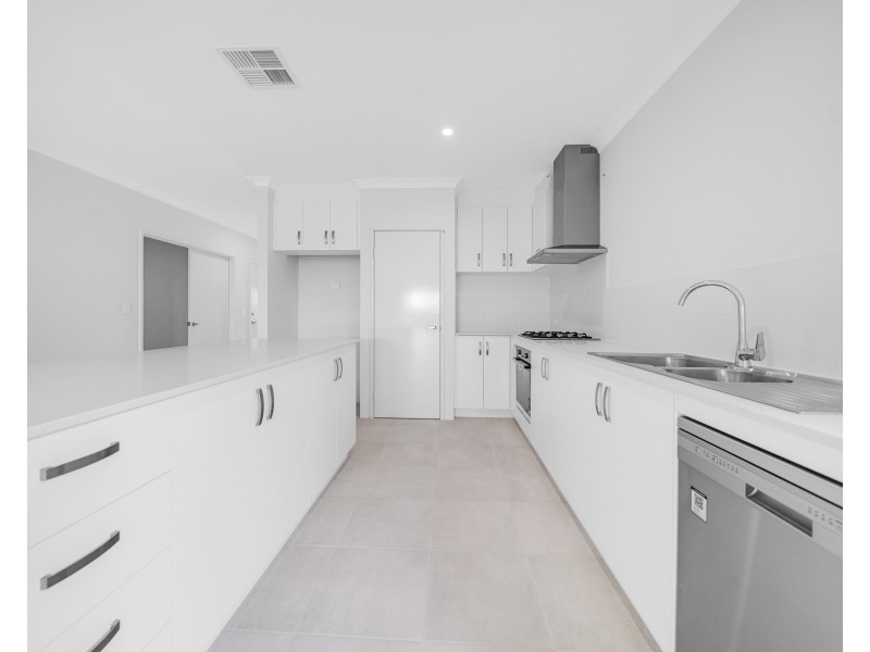 12 Lampone Street, Landsdale WA 6065