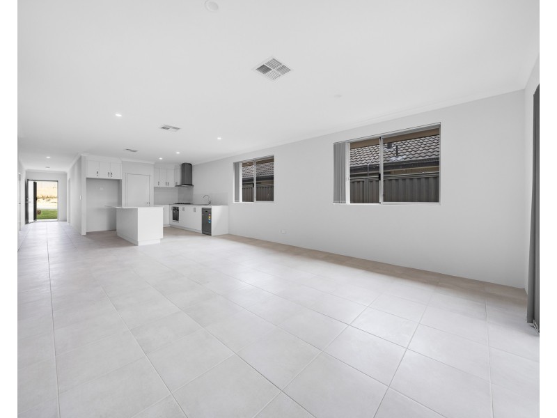 12 Lampone Street, Landsdale WA 6065