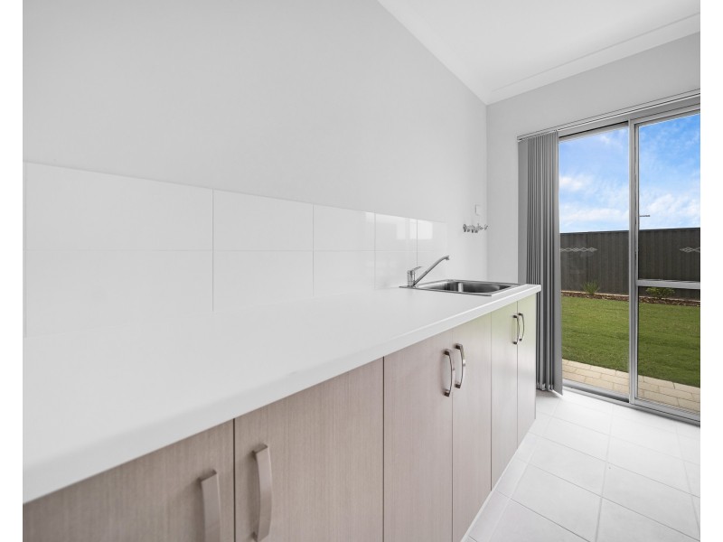 12 Lampone Street, Landsdale WA 6065