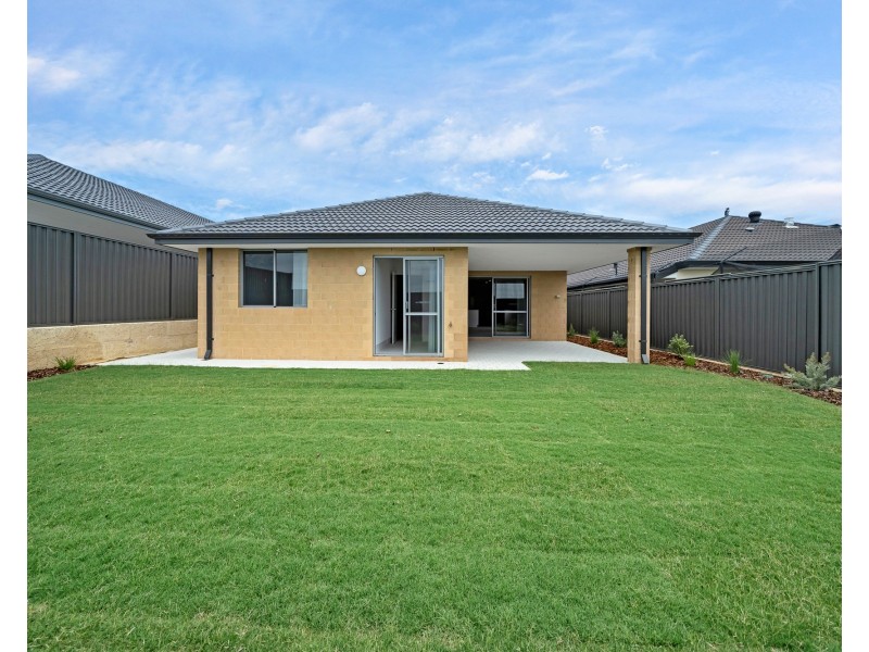 12 Lampone Street, Landsdale WA 6065