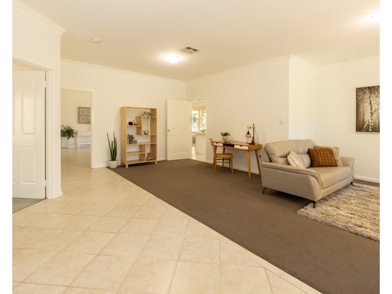 159 Hermitage Drive, The Vines WA 6069