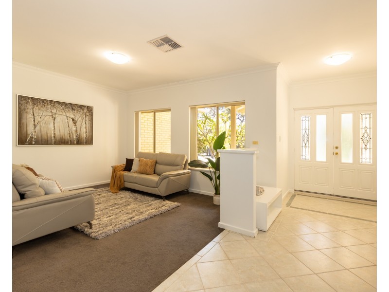 159 Hermitage Drive, The Vines WA 6069