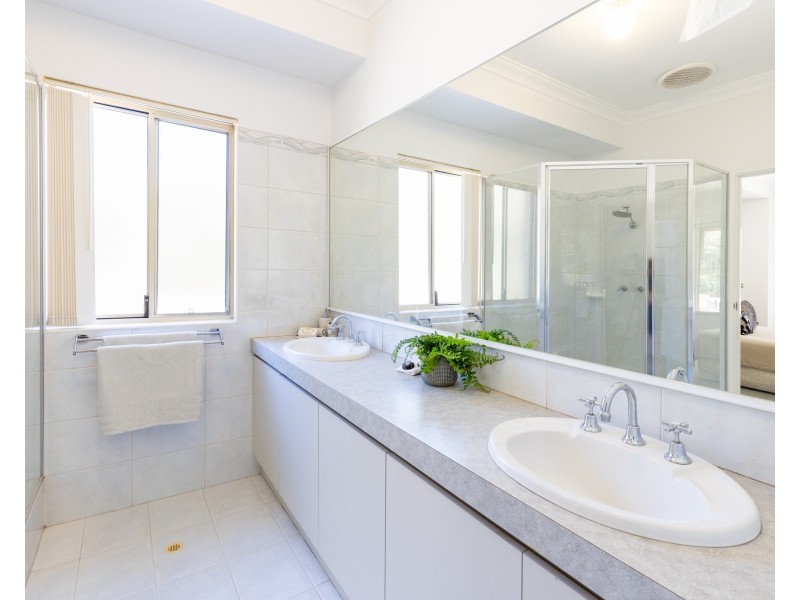 159 Hermitage Drive, The Vines WA 6069