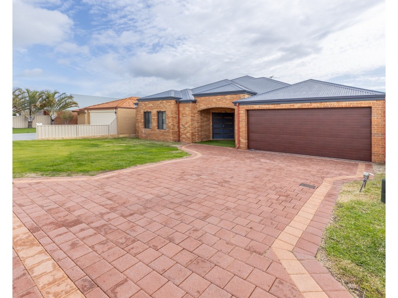8 Merrigig Way, Pearsall WA 6065