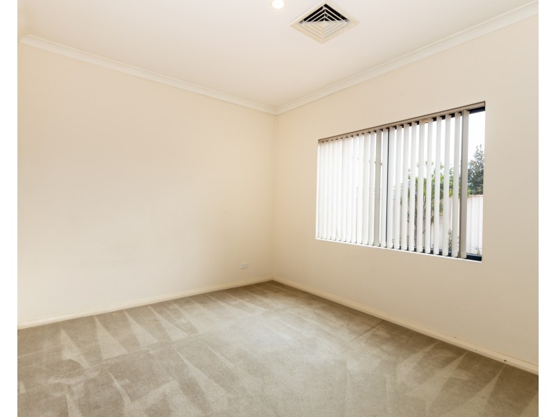 8 Merrigig Way, Pearsall WA 6065