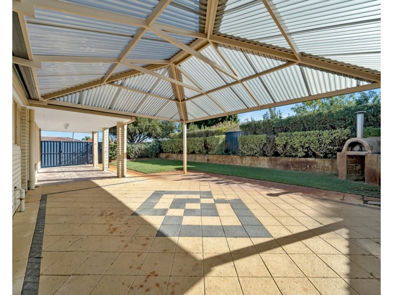 9 Garnkirk Road, Greenwood WA 6024