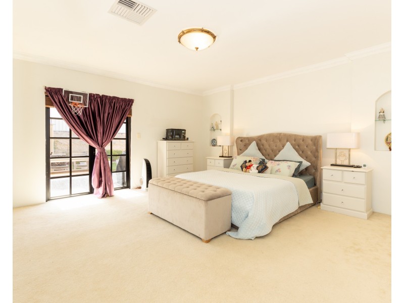 65 Regency Ave., Madeley WA 6065