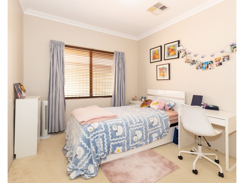 65 Regency Ave., Madeley WA 6065