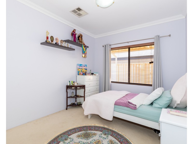 65 Regency Ave., Madeley WA 6065