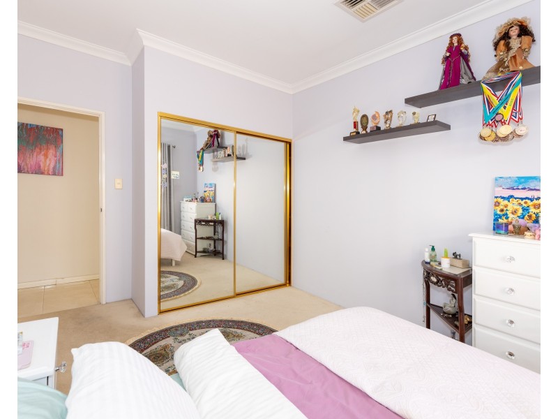 65 Regency Ave., Madeley WA 6065