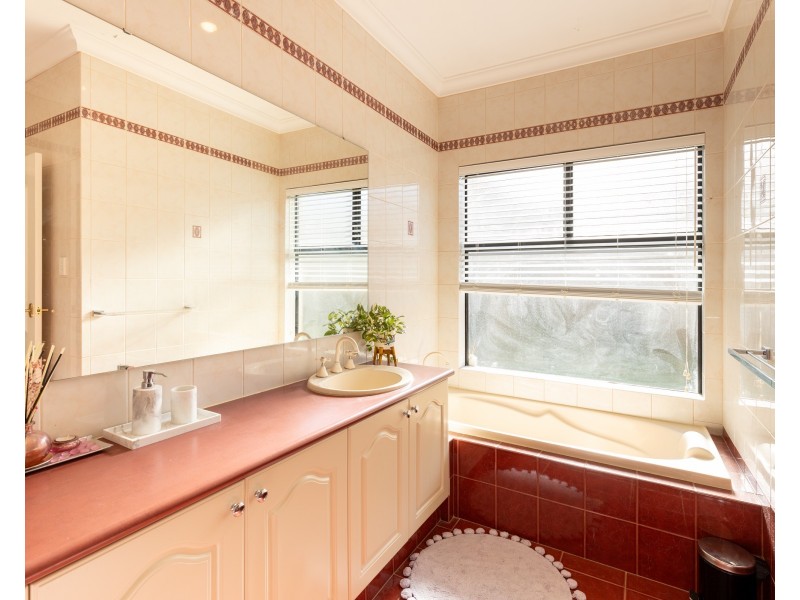 65 Regency Ave., Madeley WA 6065