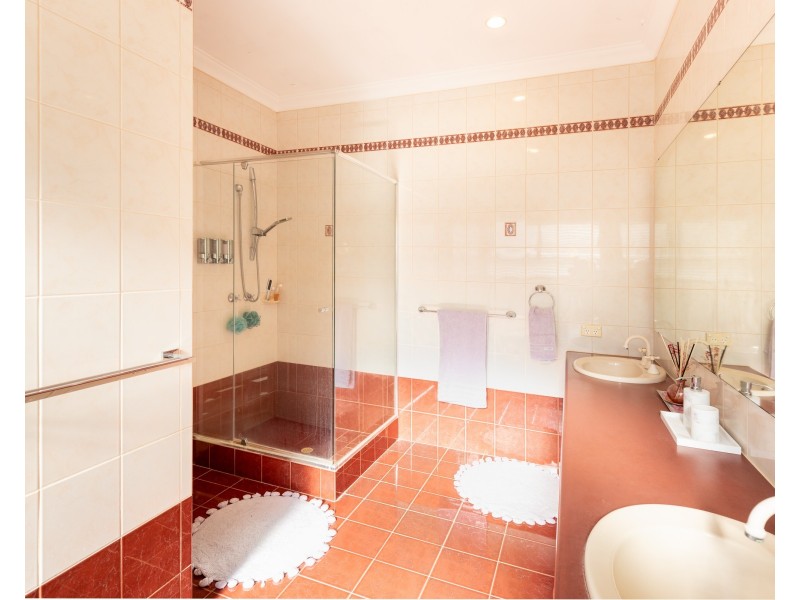 65 Regency Ave., Madeley WA 6065