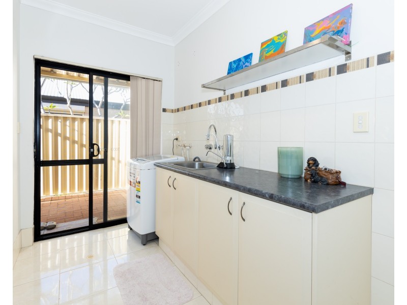 65 Regency Ave., Madeley WA 6065