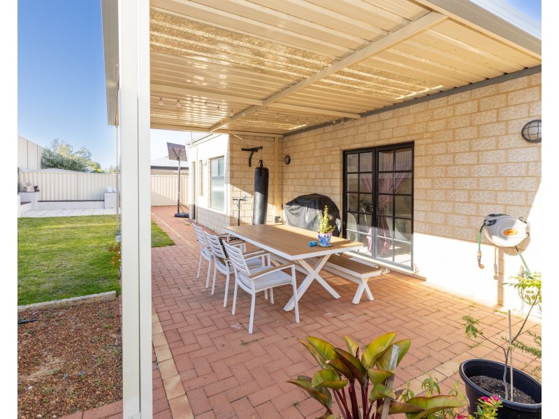 65 Regency Ave., Madeley WA 6065