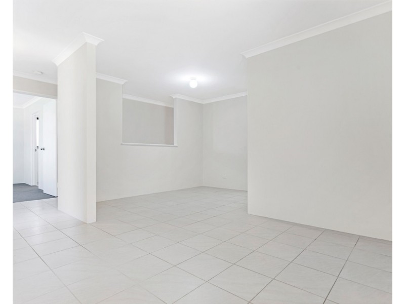 84 Hellfire Drive, Darch WA 6065