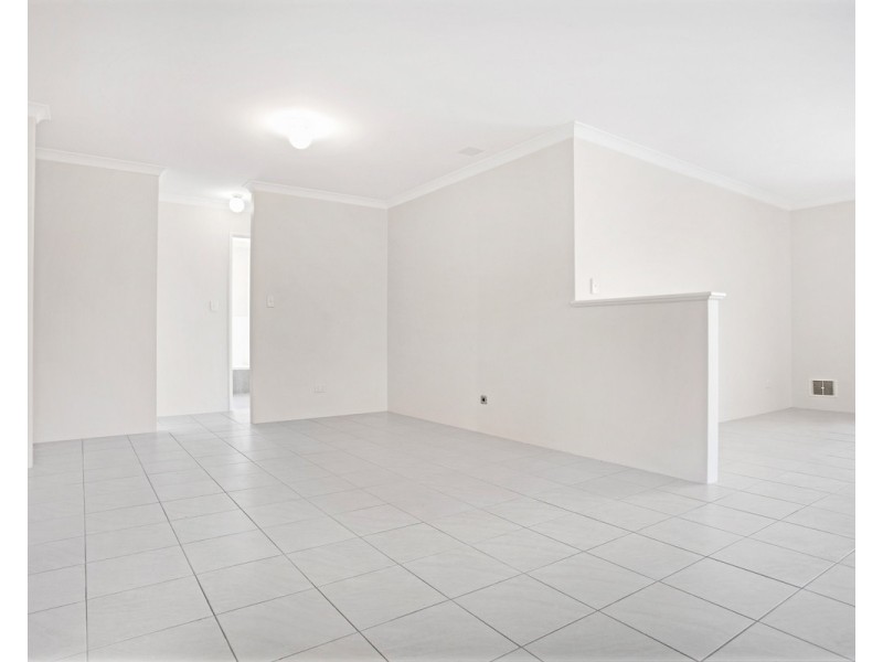 84 Hellfire Drive, Darch WA 6065