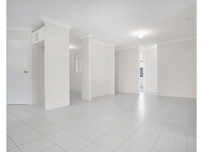 84 Hellfire Drive, Darch WA 6065