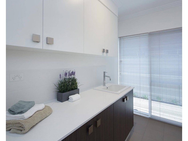 11 Charleston Rise, Eglinton WA 6034