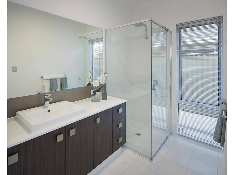 11 Charleston Rise, Eglinton WA 6034
