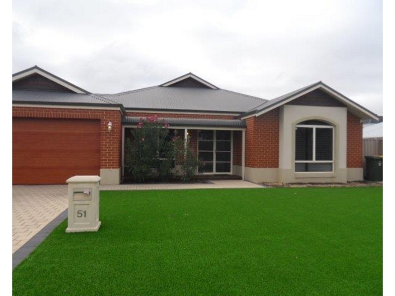 51 Belvoir Parkway, Darch WA 6065