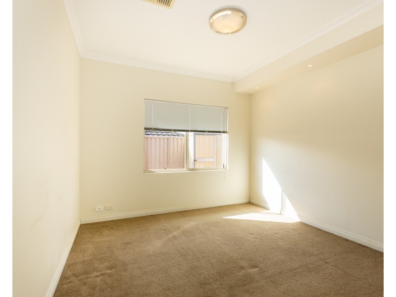 51 Belvoir Parkway, Darch WA 6065