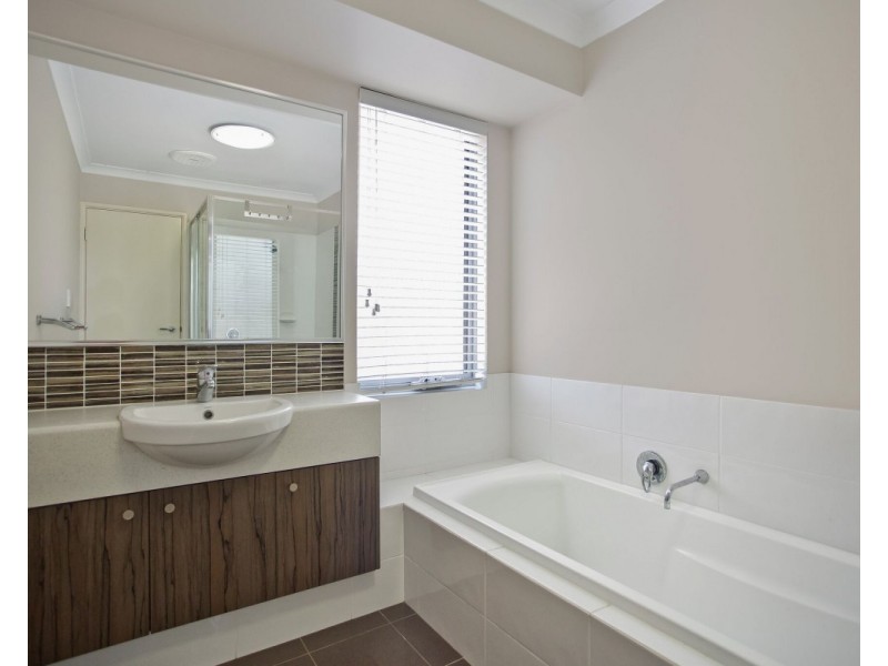 19 Isabella Loop, Landsdale WA 6065