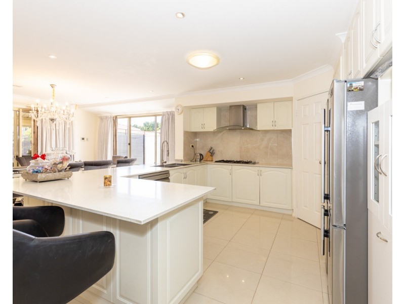 4 Massenger Street, Madeley WA 6065