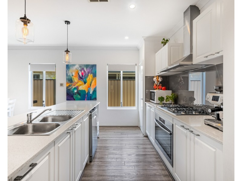 9 Tranquility, Aveley WA 6069