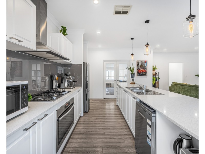 9 Tranquility, Aveley WA 6069