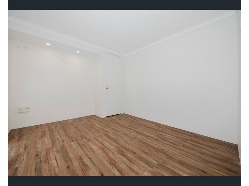 32 FRIGATE Crescent, Yanchep WA 6035